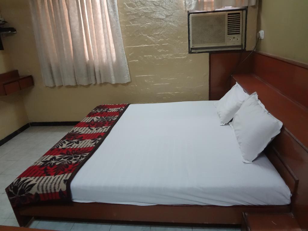 Hotel Happy Home มุมไบ ภายนอก รูปภาพ