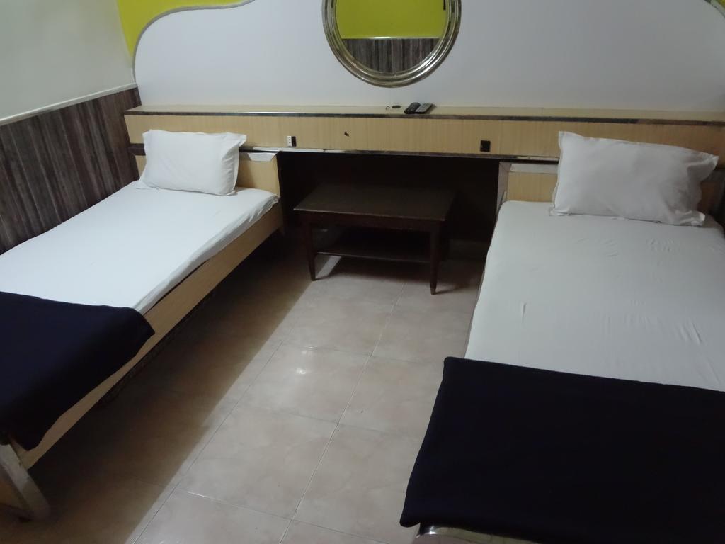Hotel Happy Home มุมไบ ภายนอก รูปภาพ