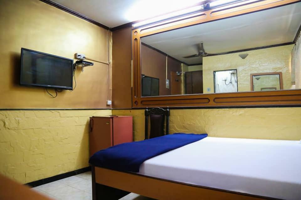 Hotel Happy Home มุมไบ ภายนอก รูปภาพ